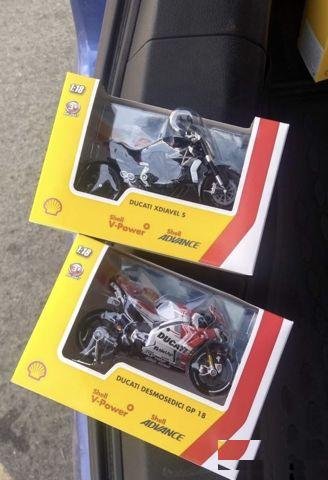 Наклейки Shell Ducati коллекционные мотоциклы