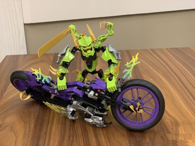 Лего Демон байкер, на мотоцикле