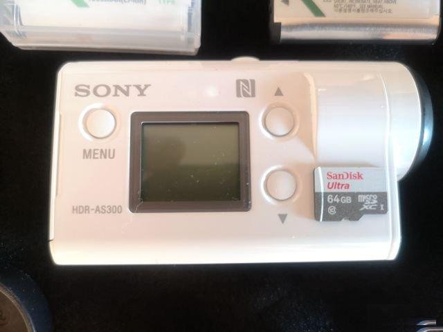 Камера Sony HDR-AS300 R +Аксессуары и Стабилизатор