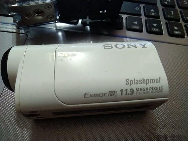 Экшн видеокамера Action Cam Sony HDR-AZ1