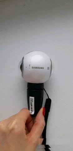 Камера панорамная SAMSUNG Gear 360