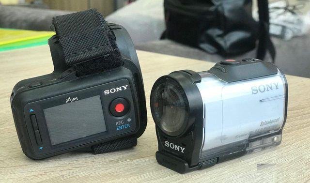 Экшн-камера Sony HDR-AZ1 + пульт ду (RM-LVR1/C)