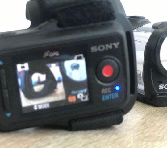 Экшн-камера Sony HDR-AZ1 + пульт ду (RM-LVR1/C)
