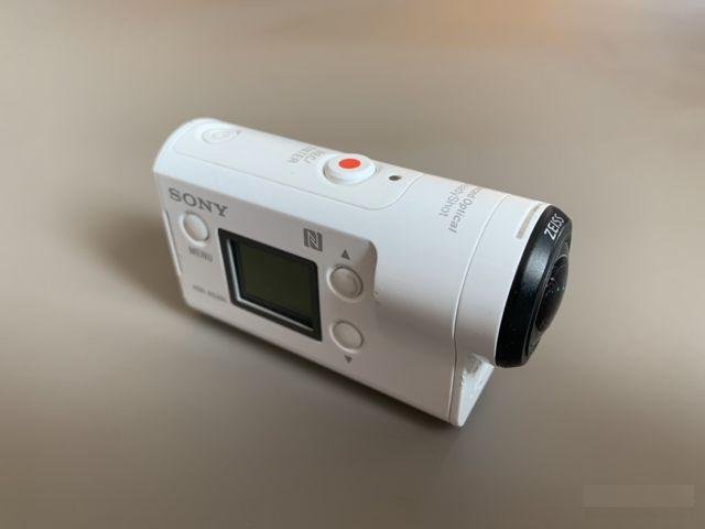Экшн-видеокамера Sony HDR-AS300
