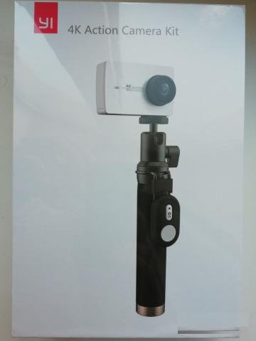 Экшн камера Yi 4К новая с селфи палкой