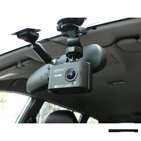 Автомобильный видеорегистратор с GPS и экшн-камеро