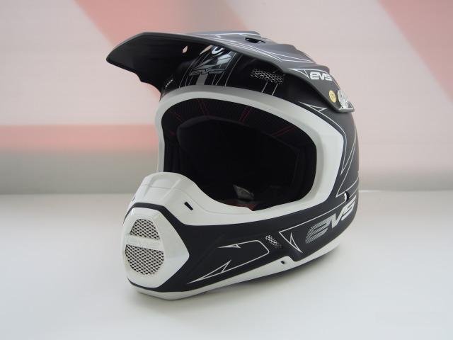 Шлем EVS T5 Pinner