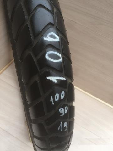 106) Pirelli Scorpion MT90 100/90/19 TireMoto