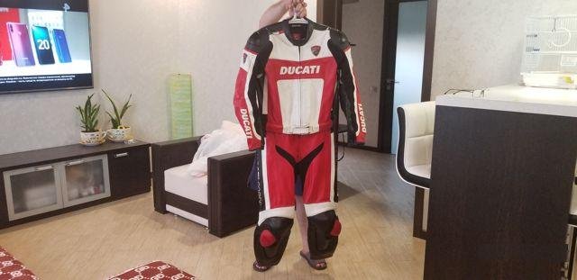 Мотокомбинезон Ducati