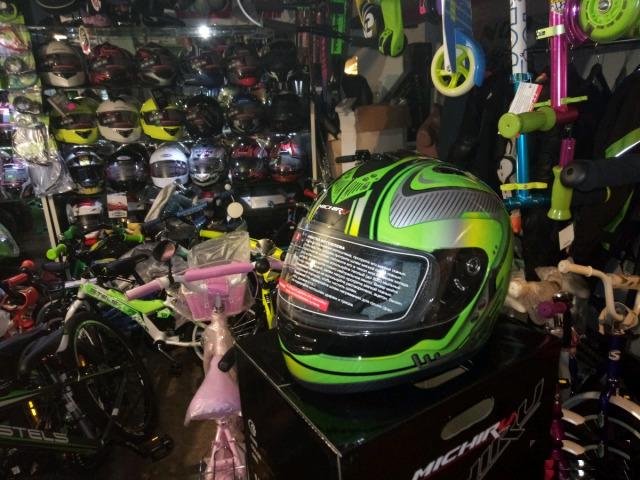 Шлем для мотоцикла техно Green