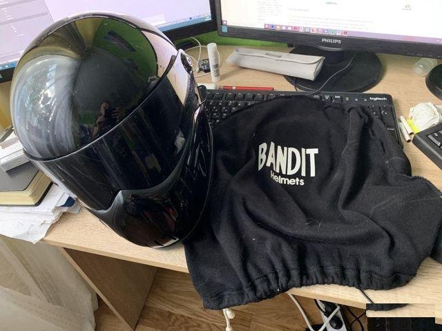 Шлем bandit